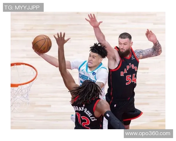 勇士队与黄蜂的激烈对决展现篮球魅力与团队精神的巅峰时刻 勇士队与黄蜂的激烈对决展现篮球魅力与团队精神的巅峰时刻