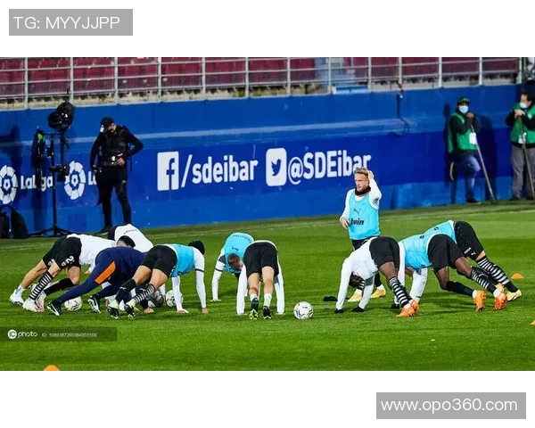 巴伦西亚主场迎战埃瓦尔争夺西甲积分榜关键战役