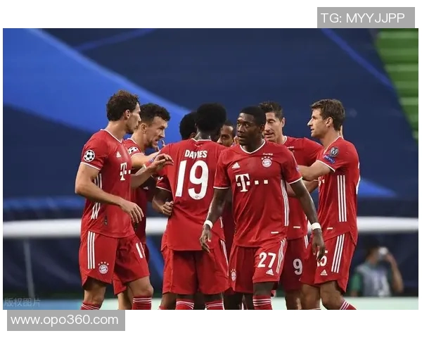 拜仁慕尼黑与里昂激战正酣踩球精彩瞬间回顾与分析