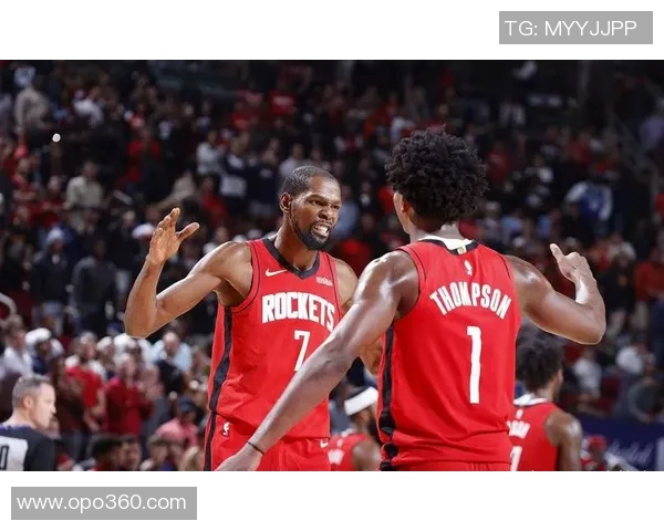 火箭与猛龙季前赛精彩回顾全场亮点尽在其中 火箭与猛龙季前赛精彩回顾全场亮点尽在其中