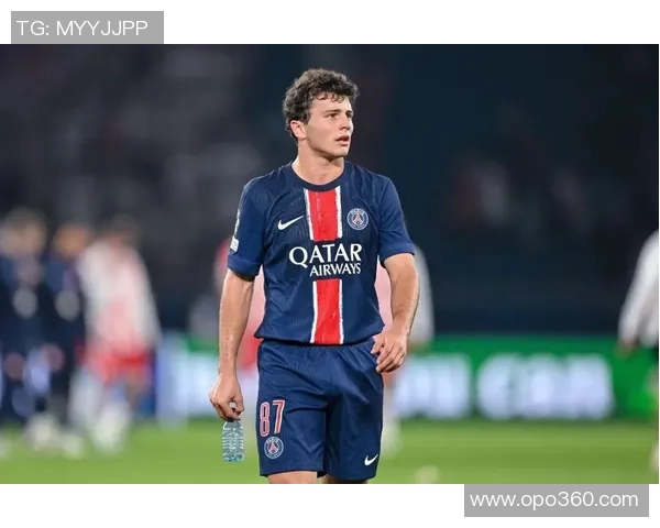 若昂内维斯：从新星崛起到足球舞台的闪耀之星