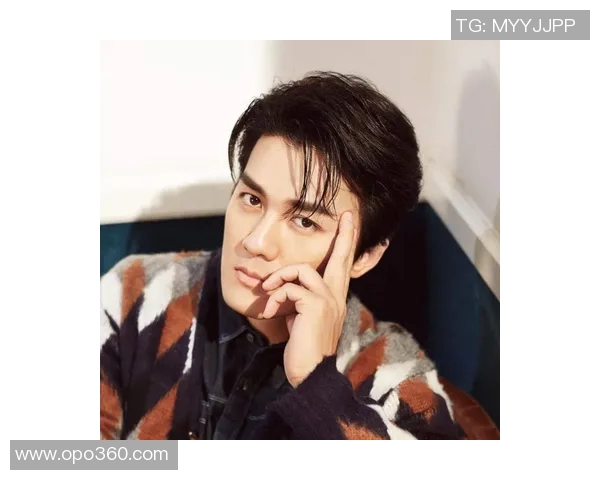 阳光照耀下的秘密对决神秘人背后的真相与勇气的较量 阳光照耀下的秘密对决神秘人背后的真相与勇气的较量