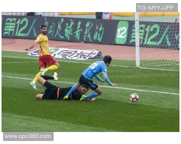 保定容大迎战梅州客家争夺中甲联赛关键三分的激烈对决