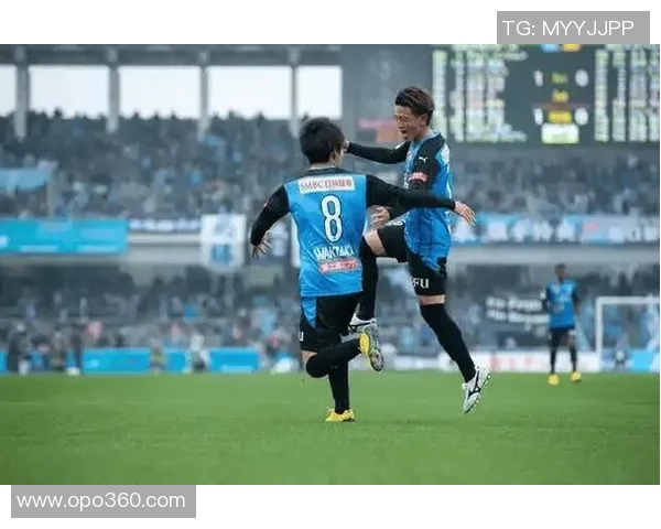 北海道与川崎的激烈对决展现足球魅力与团队精神的巅峰对抗